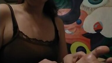 Hot Latina does reflexology on smelly feet with coconut oil